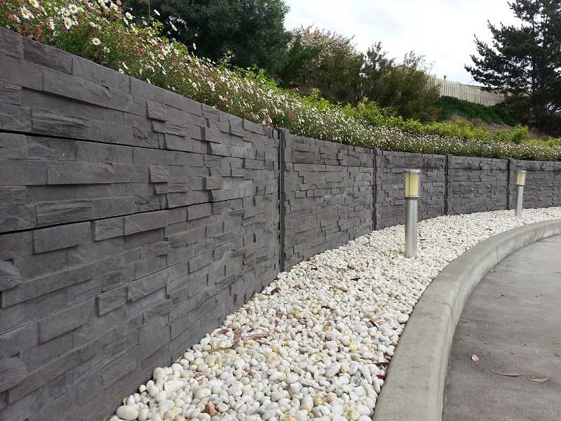 Finding Top-Rated Retaining Wall Contractors in Kelowna: Your Guide to Quality Work